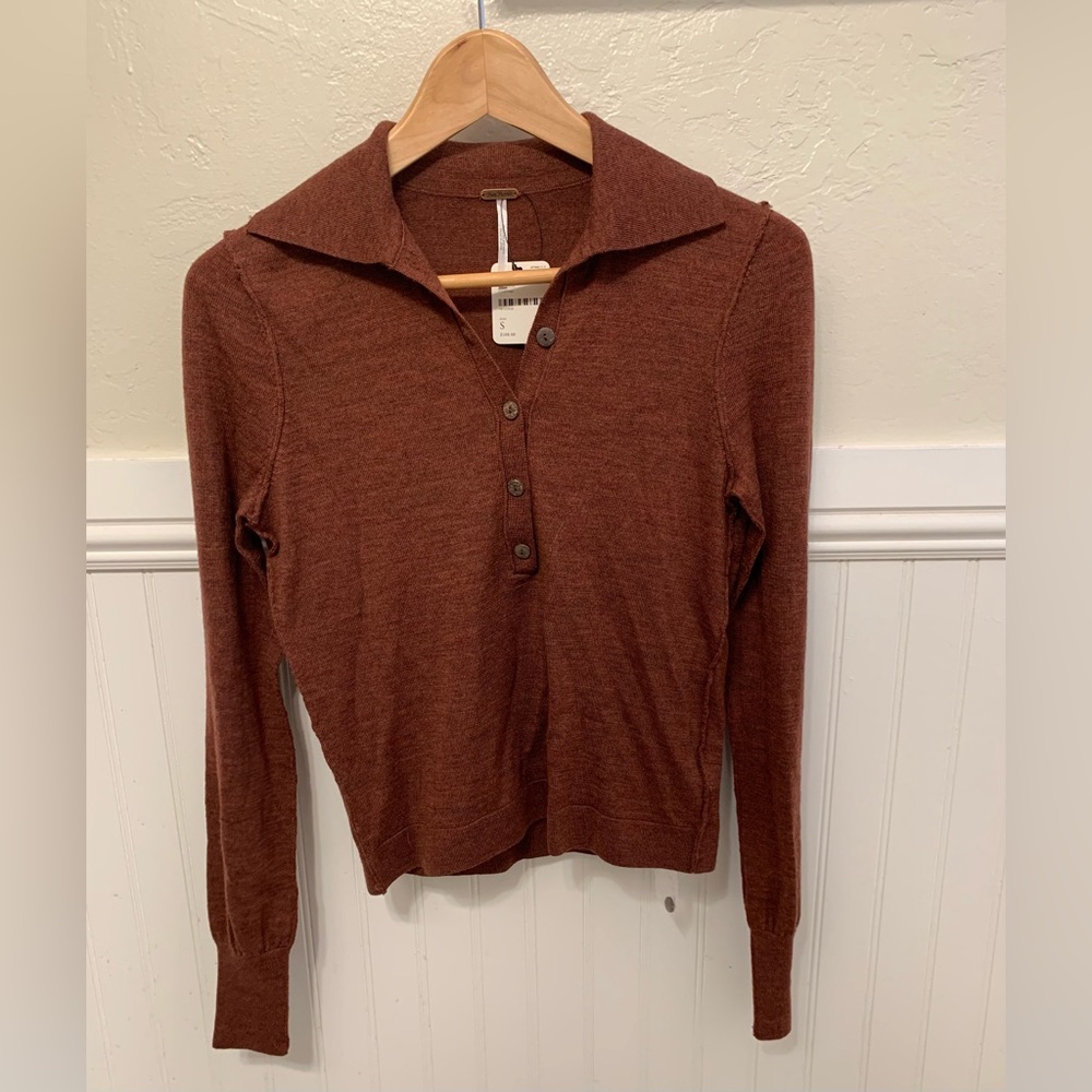 Free People Women’s Sweater. Size Small